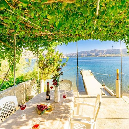 Bepic Quiet Location On A Beautiful Bay Apartment Metajna Ngoại thất bức ảnh