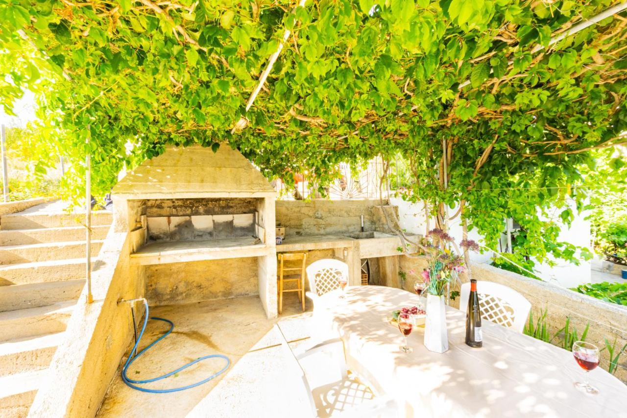 Bepic Quiet Location On A Beautiful Bay Apartment Metajna Ngoại thất bức ảnh