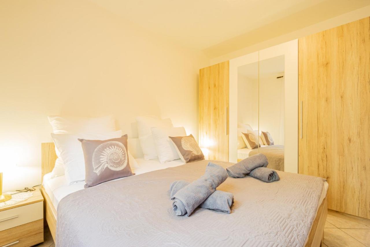 Bepic Quiet Location On A Beautiful Bay Apartment Metajna Ngoại thất bức ảnh