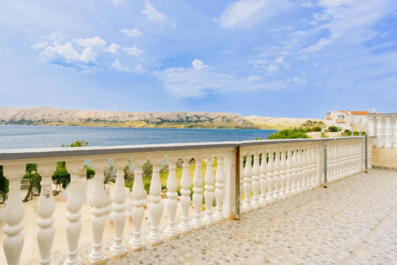Bepic Quiet Location On A Beautiful Bay Apartment Metajna Ngoại thất bức ảnh