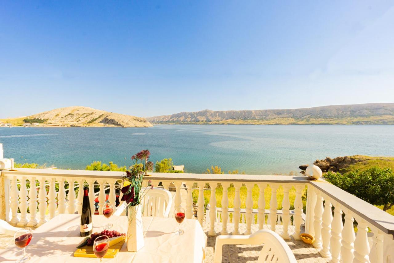 Bepic Quiet Location On A Beautiful Bay Apartment Metajna Ngoại thất bức ảnh