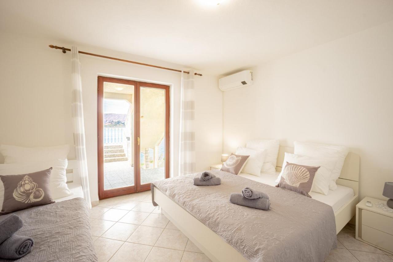 Bepic Quiet Location On A Beautiful Bay Apartment Metajna Ngoại thất bức ảnh