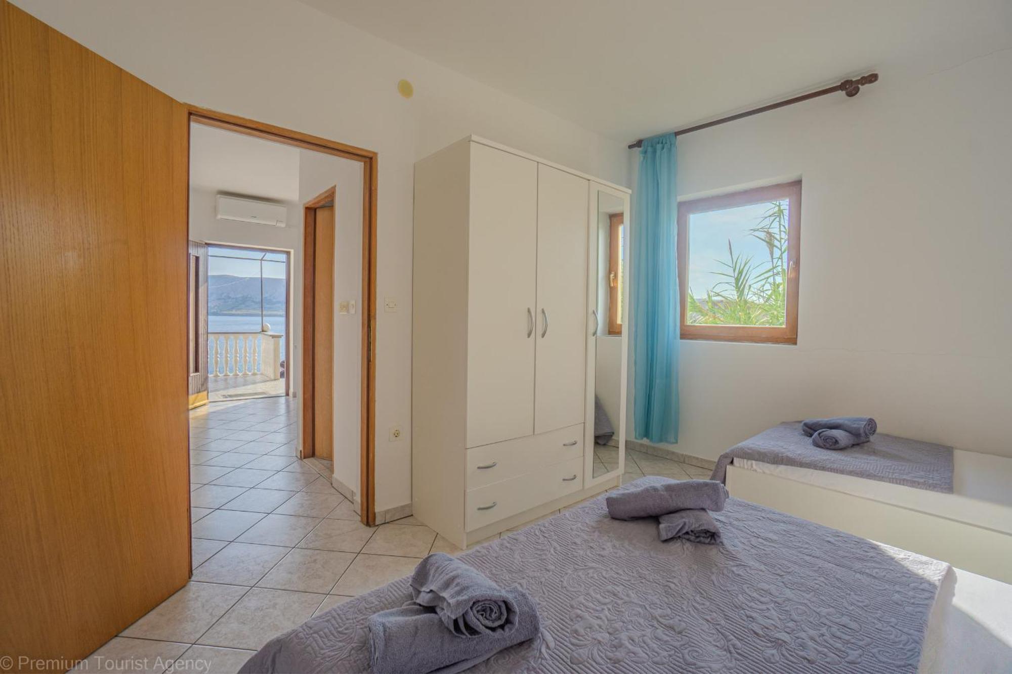 Bepic Quiet Location On A Beautiful Bay Apartment Metajna Ngoại thất bức ảnh
